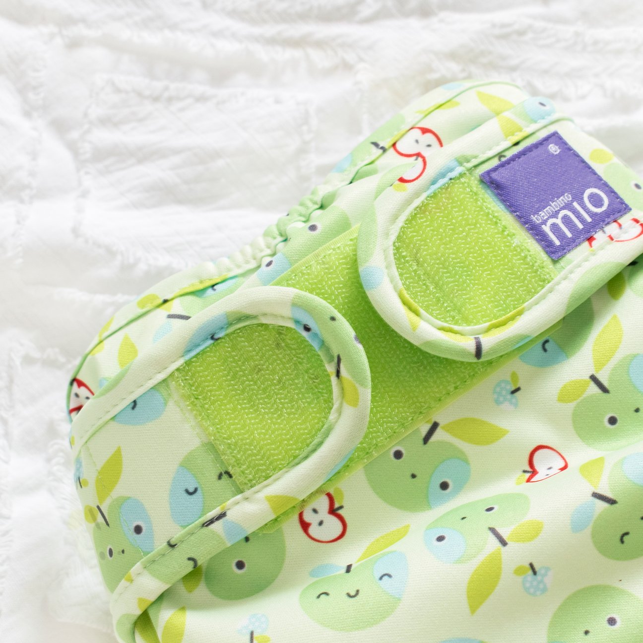 bambino mio reusable nappy cover apple crunch